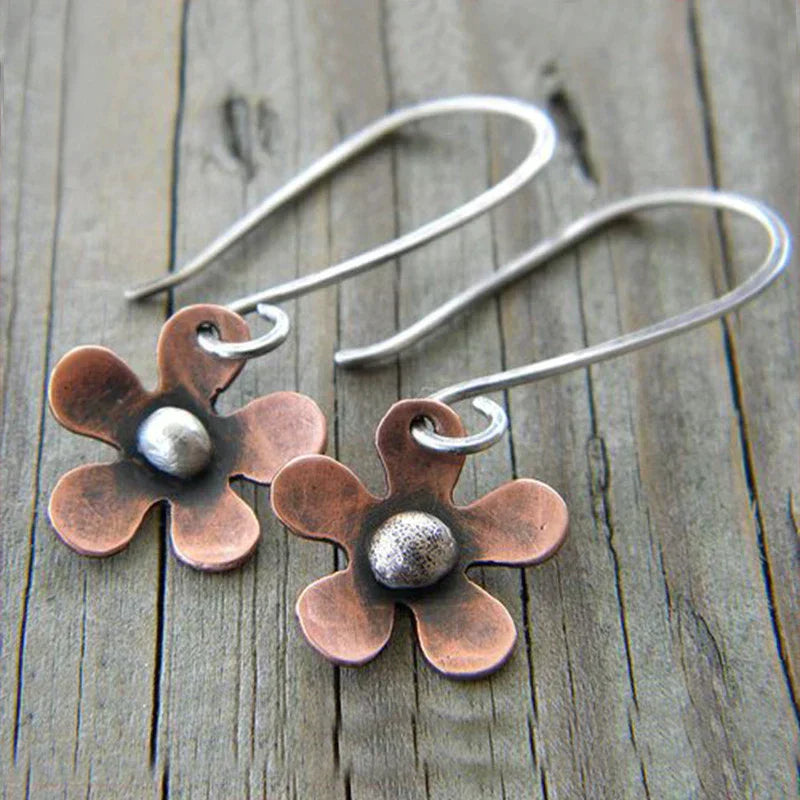 Elegante Boho-Ohrringe mit zauberhafter brauner Blume aus hochwertigem Sterlingsilber