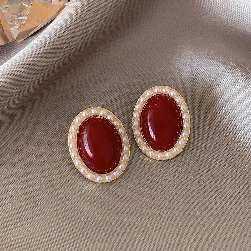 Stylische ovale Ohrringe in edlem Gold-Rot