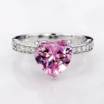 Verstellbarer Herzring aus hochwertigem Zirkonium im eleganten Silberdesign