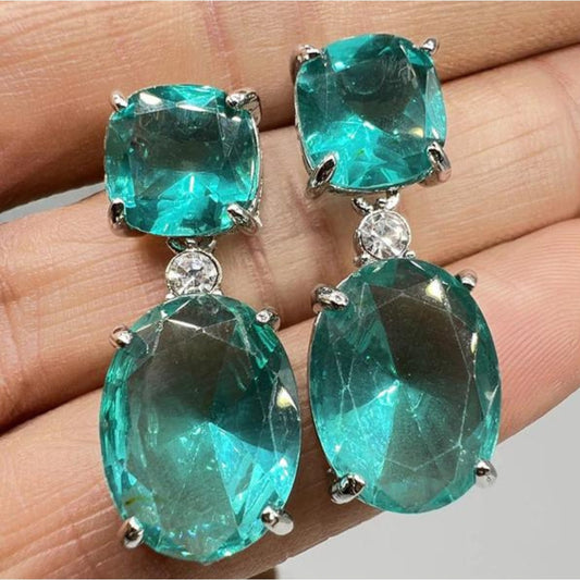 Attraktive Bohemian Ohrringe mit Türkis-Kristallen in Sterlingsilber gefasst