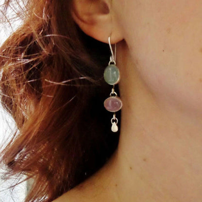 Elegante Boho-Silberohrringe mit funkelnden Kristallen
