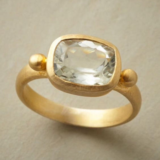 Eleganter Vintage Weißer Glasgoldring