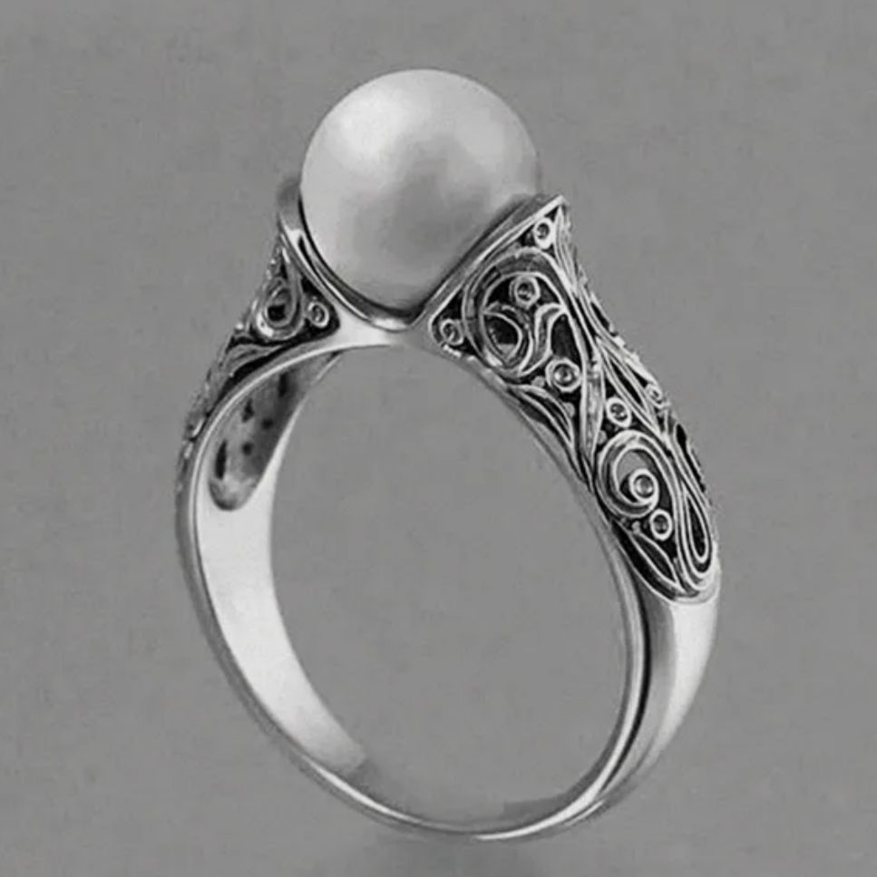 Eleganter Vintage Silberring mit Perlenakzenten