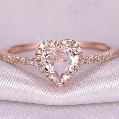 Funkelnder Kristall Herzring mit glitzernden Zirkonia-Steinen