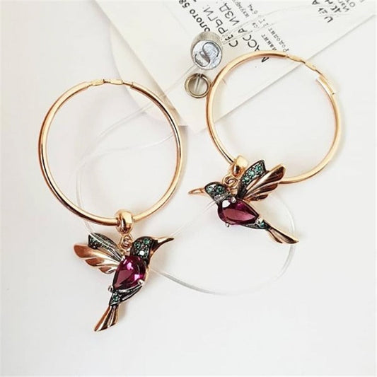 Exklusive Flying Hummingbird-Ohrhänger mit funkelndem Zirkonia-Inlay