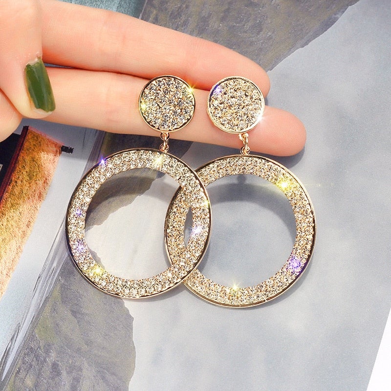 Wunderschöne Zirkonia-Ohrringe in edlem Gold und Silber