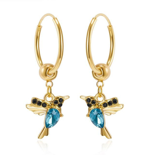 Elegante Kolibri-Ohringe aus Gold mit funkelnden Zirkonen und kunstvollem Emaille-Design