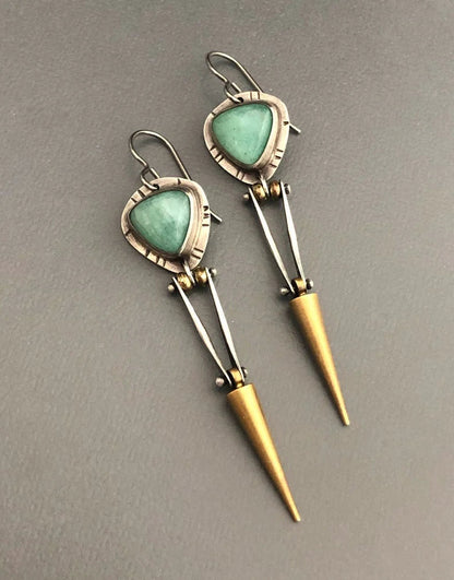 Elegante Boho-Ohrringe aus hochwertigem grünem Harzstein