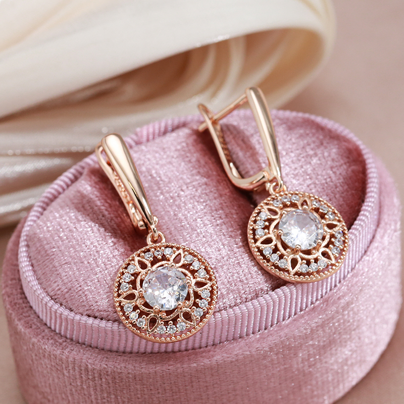 Luxurious Gold Earrings with Sparkling Crystal Accents