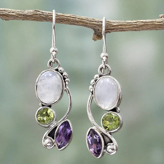 Fascinating Vintage Earrings with Sparkling Colored Crystals
