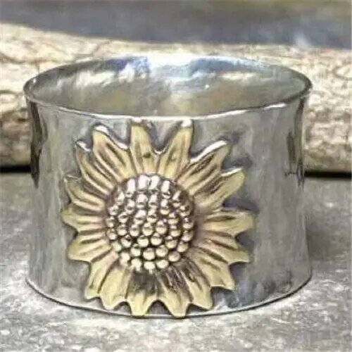 Vintage Gold Sonnenblumenring: Ein zeitloser Schatz