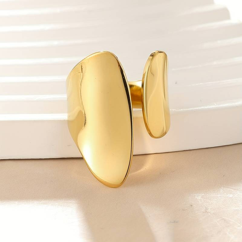 Eleganter offener Goldring für strahlenden Glanz und stilvollen Auftritt