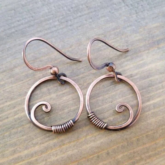 Schicke Vintage Hohle Bronze Ohrringe