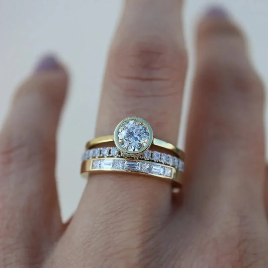 Vintage-inspiriertes Helles Ring-Set für zeitlose Eleganz
