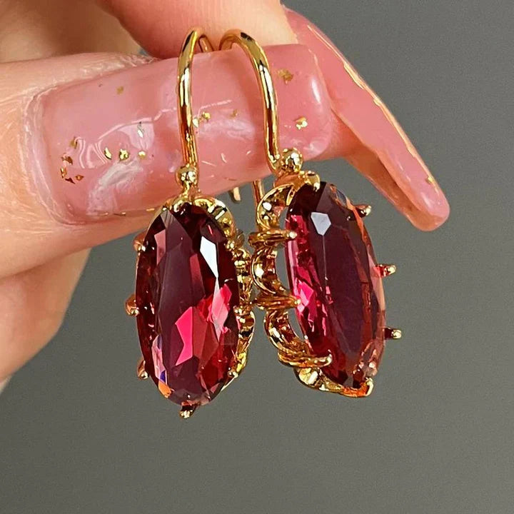 Elegante Vintage Gold Rote Ohrringe für einen Hauch von Glamour