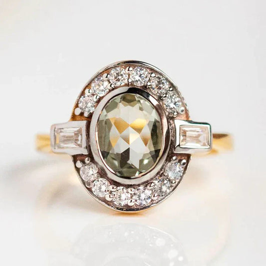 Charmanter Vintage Kristall Grüner Ring